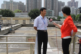 力合环保公司郝晓龙总经理接受珠海电视台记者采访